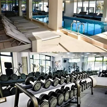 Promenada & Langa Plaja Mamaia Nord Apartamento *
